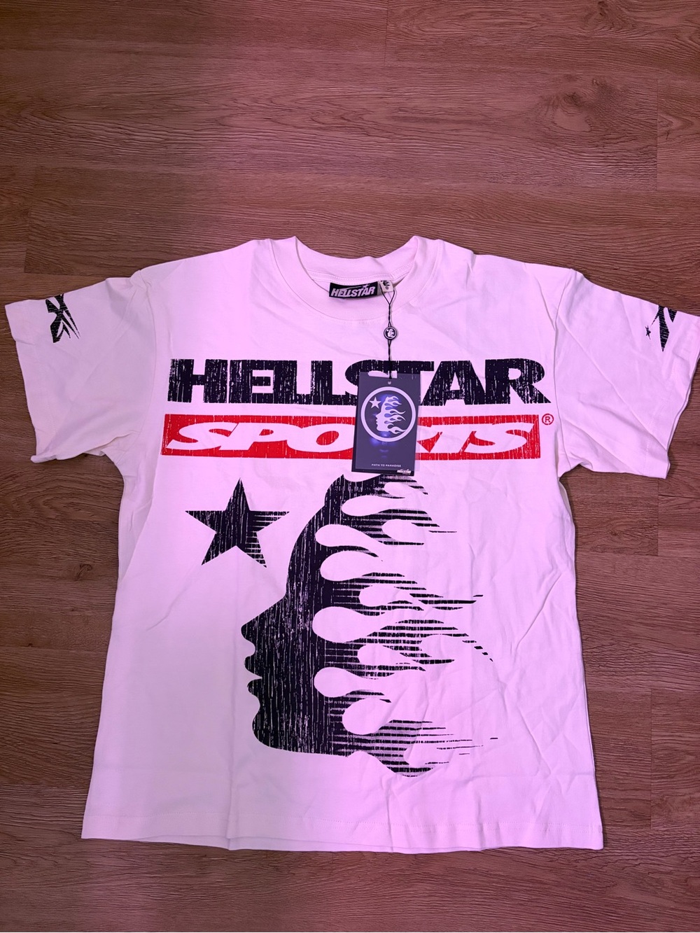 Hellstar Sports Men's White Graphic Short Sleeve Tee